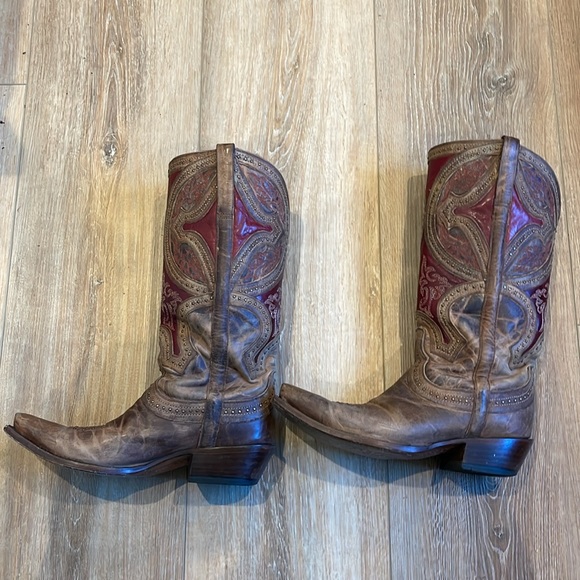 Lucchese woman’s boots size 9b great condition only worn 3 times red and brown - Picture 4 of 5
